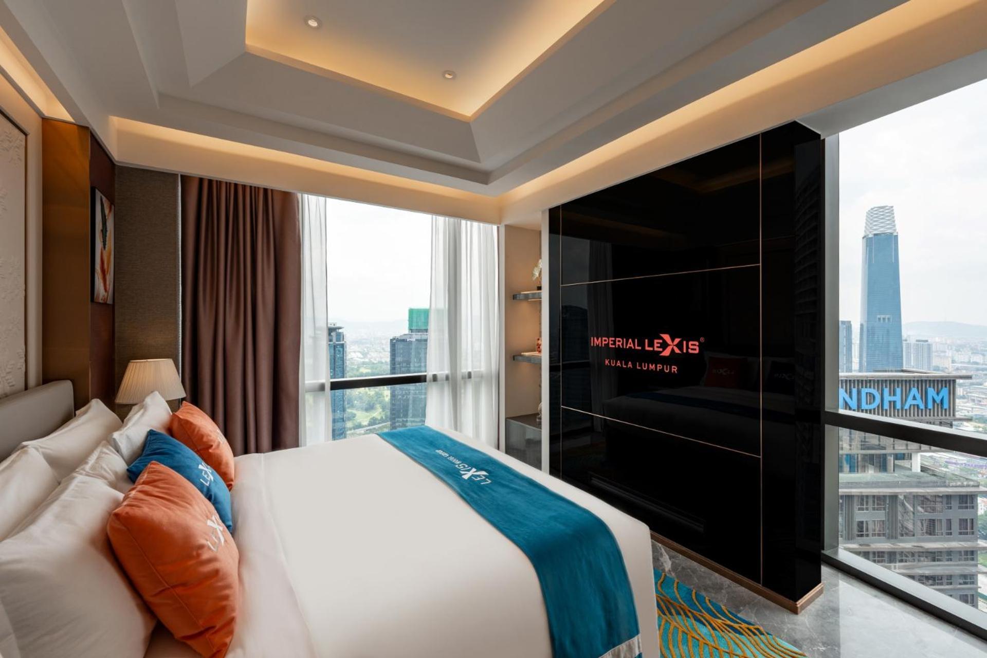 Imperial Pool Suite