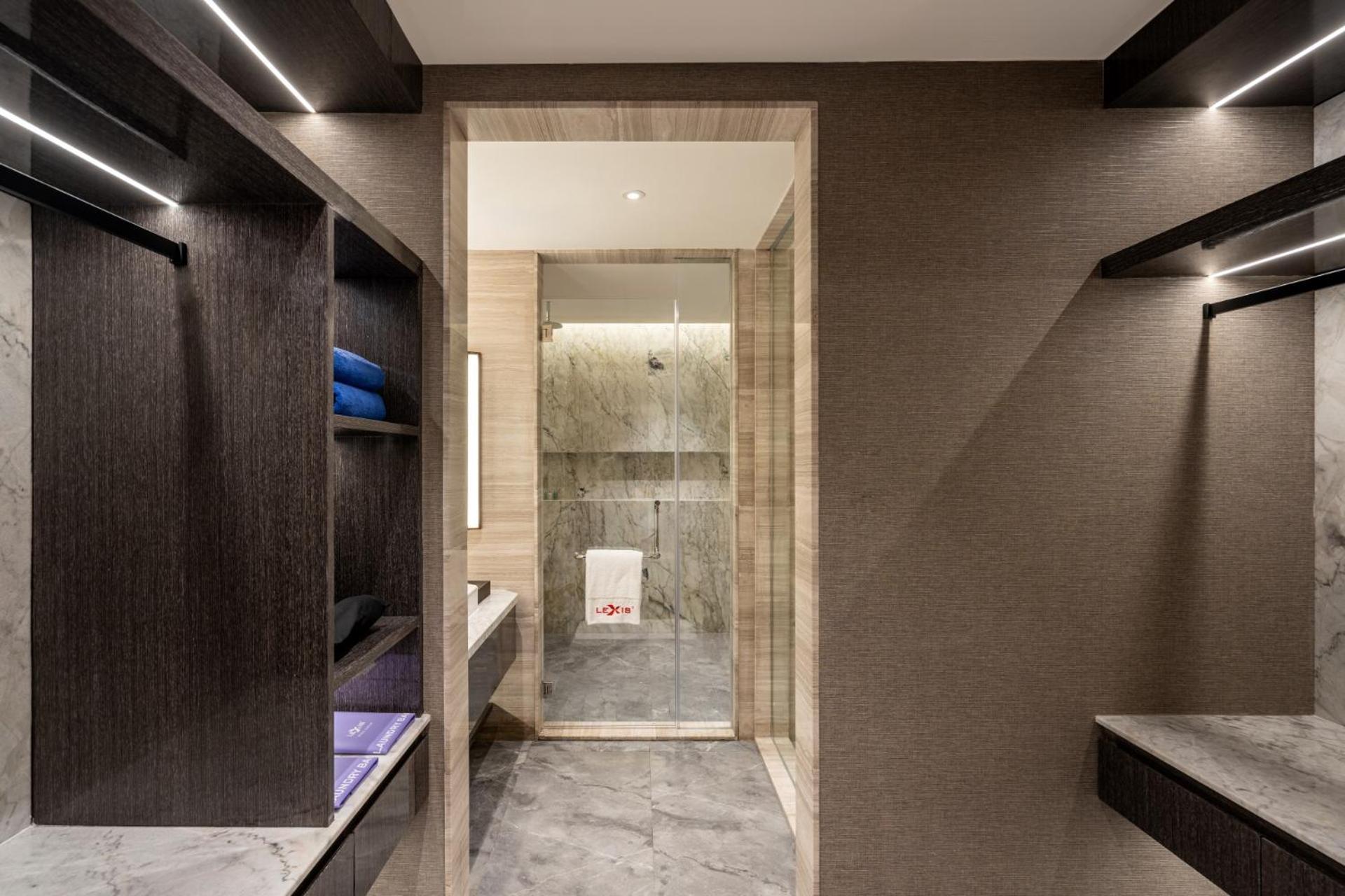 Imperial Pool Suite